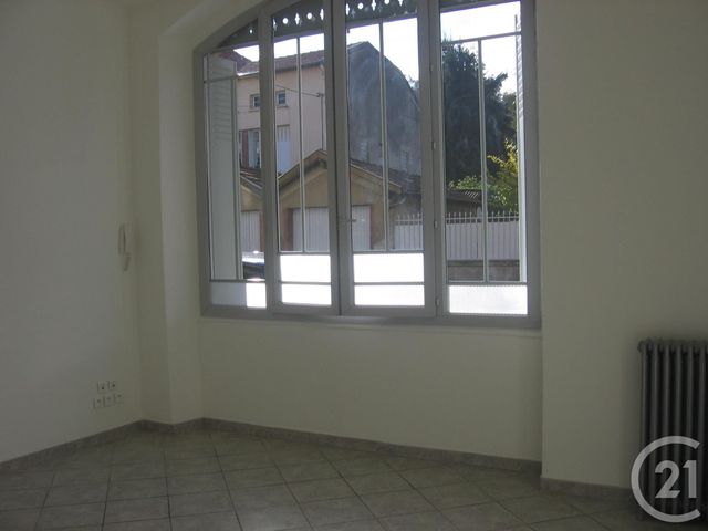 Appartement F2 à louer - 2 pièces - 35.0 m2 - FOIX - 09 - MIDI-PYRENEES - Century 21 L'Agence